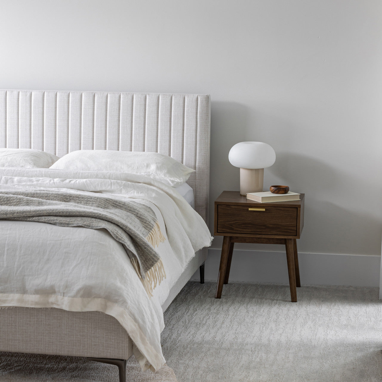 Hollis Queen Bed - Oat