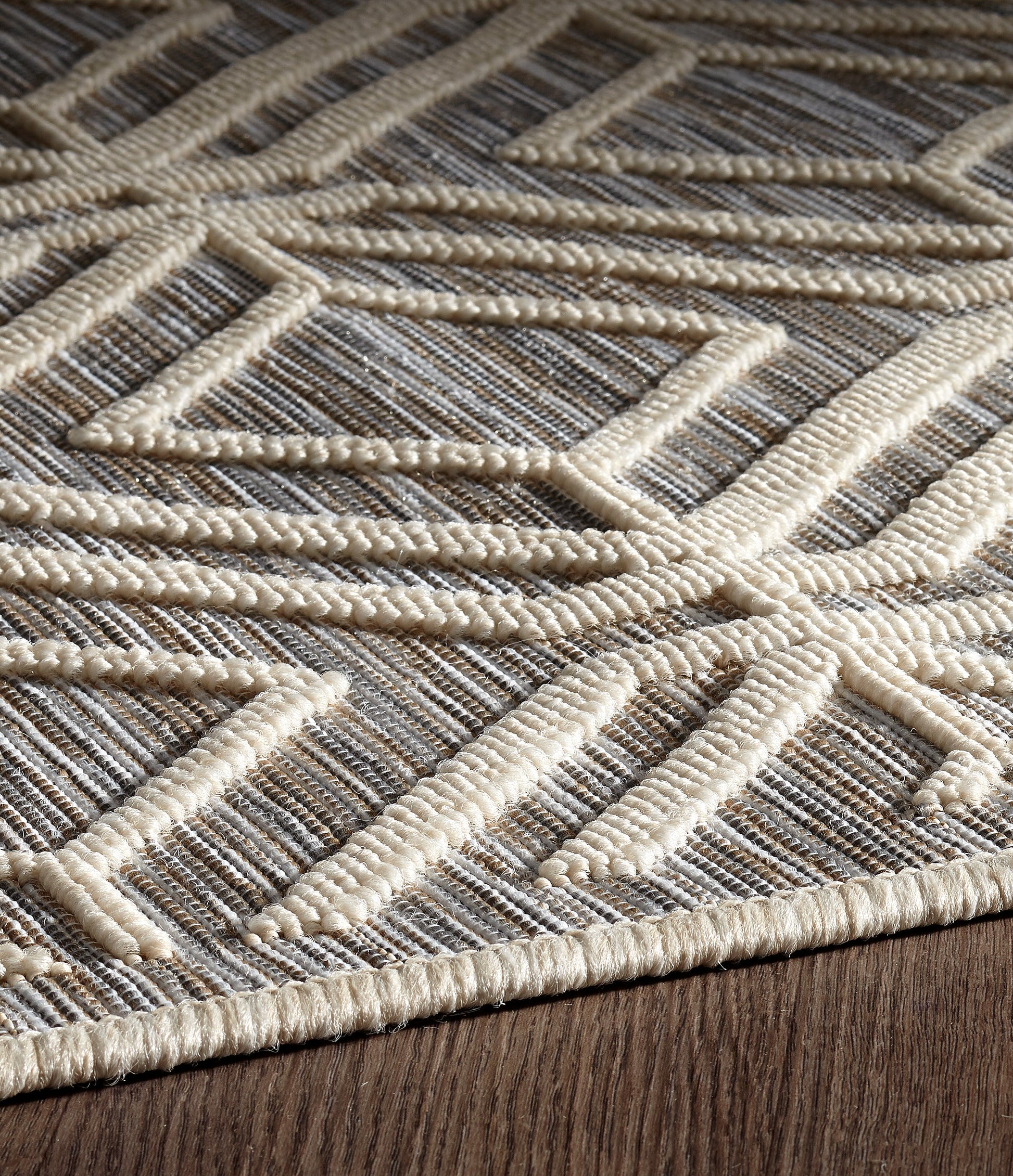 Modern Contemporary Polypropylene Trellis Ivory Rug - Erbanica
