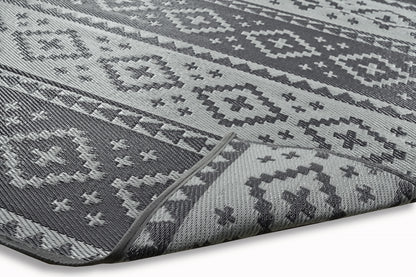 Fiesta Dark Grey 50140 Indoor/Outdoor Plastic Rug - Erbanica
