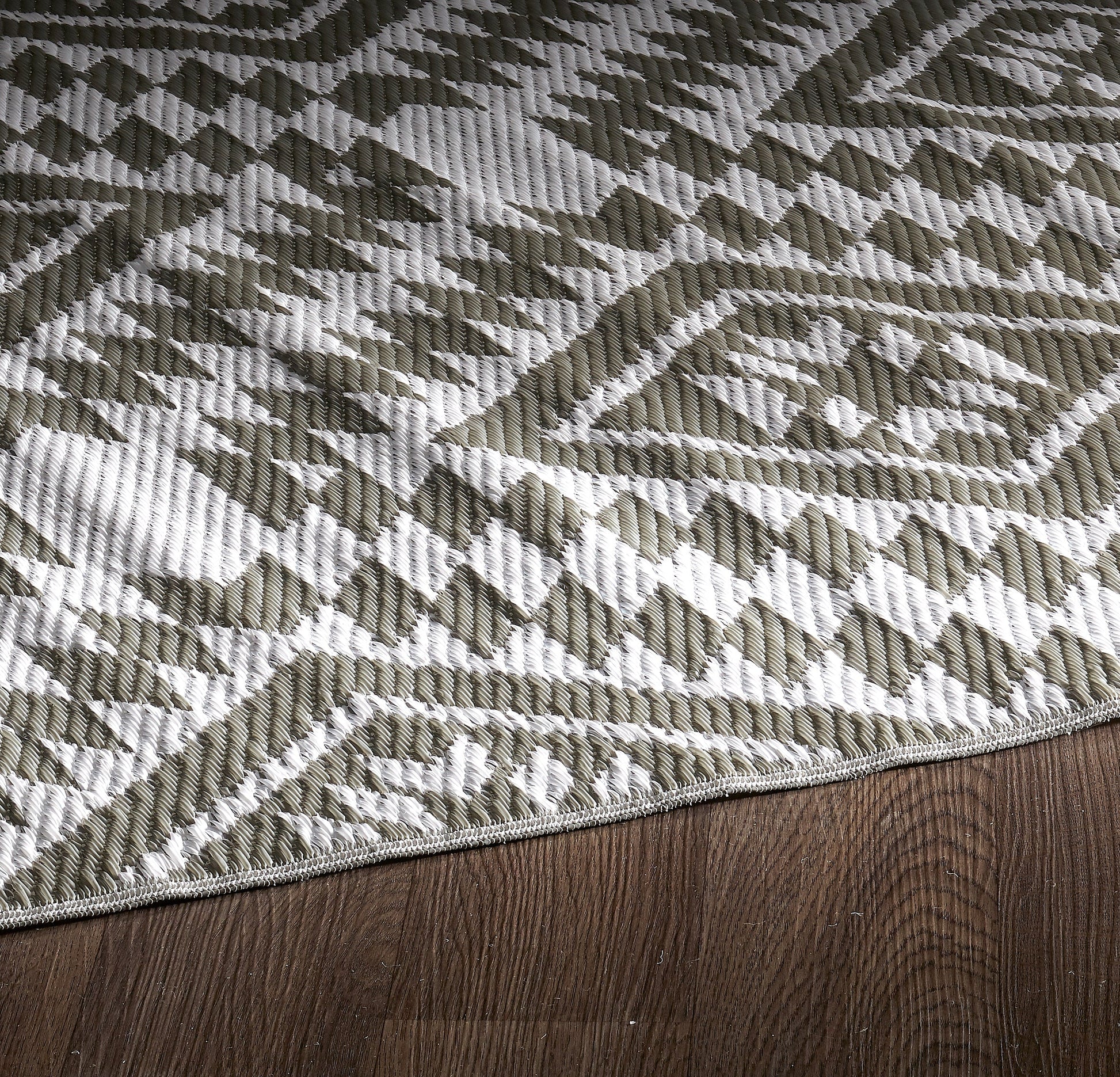 Indoor/Outdoor Grey White Red Reversible Rug Outdoor Area Rug, Outdoor carpet, outdoor mat, picnic mat