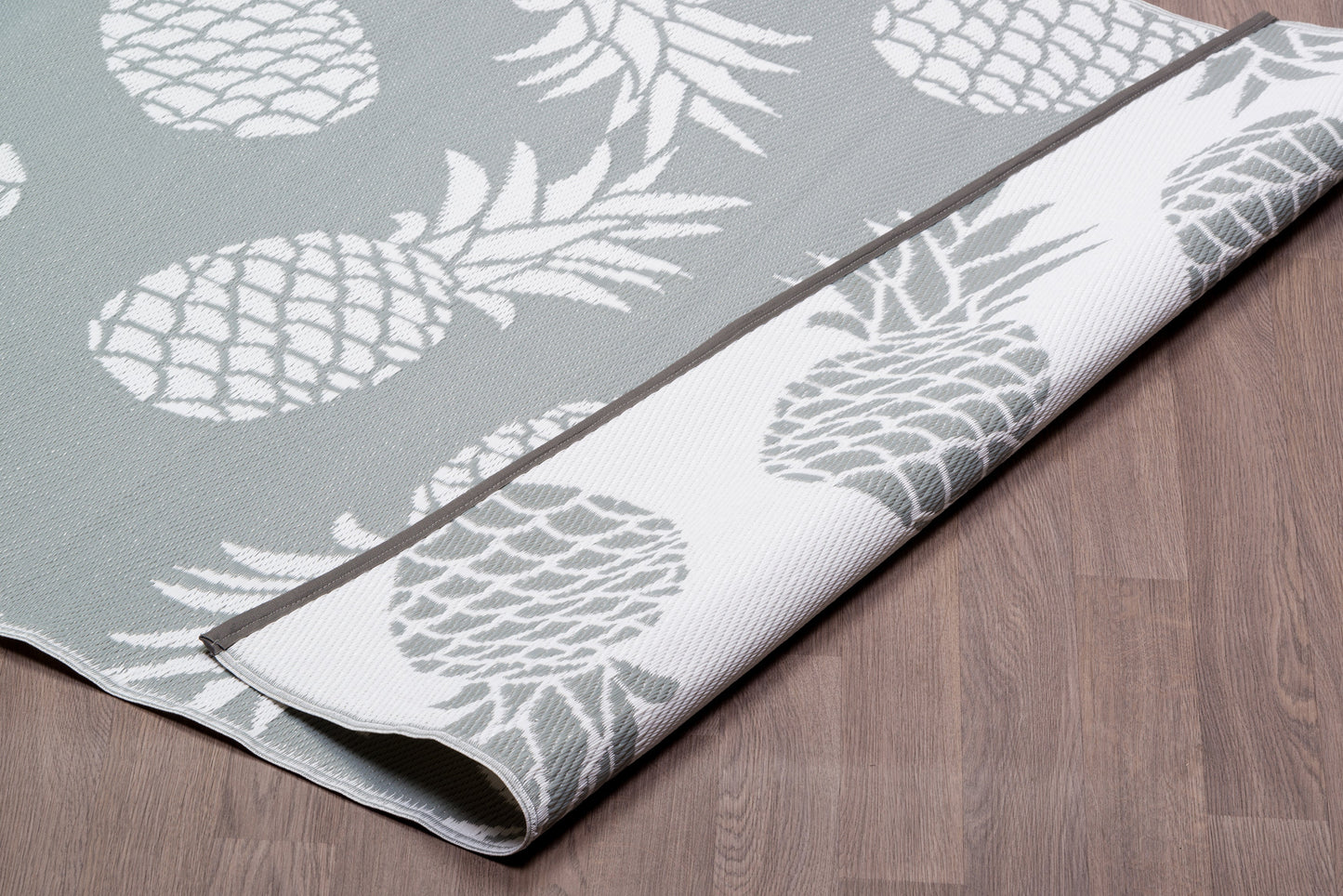 Grey Pineapple Reversible Indoor/Outdoor Plastic Rug - ErbanicaIndoor/Outdoor Grey White Pineapple Reversible Rug Outdoor Area Rug, Outdoor carpet, outdoor mat, picnic mat
