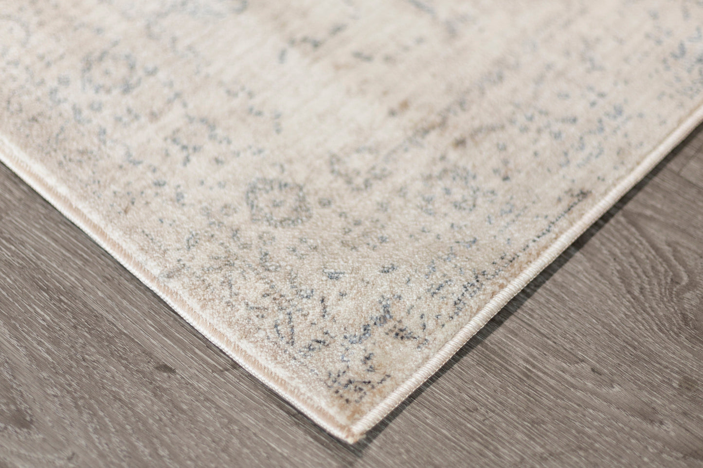 Heirloom Transitional Cream Rug