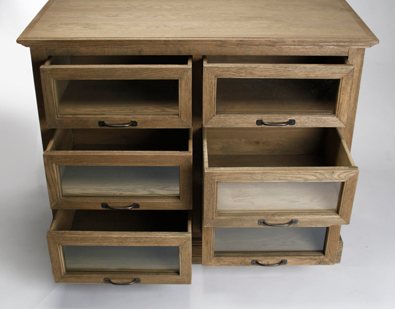 Battier Cabinet
