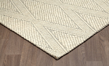 Chinook Grey Wool Indoor Rug, Area rug, Indoor carpet, Handmade, SoftChinook Ivory Grey Wool Indoor Rug, Area rug, Indoor carpet, Handmade, Soft