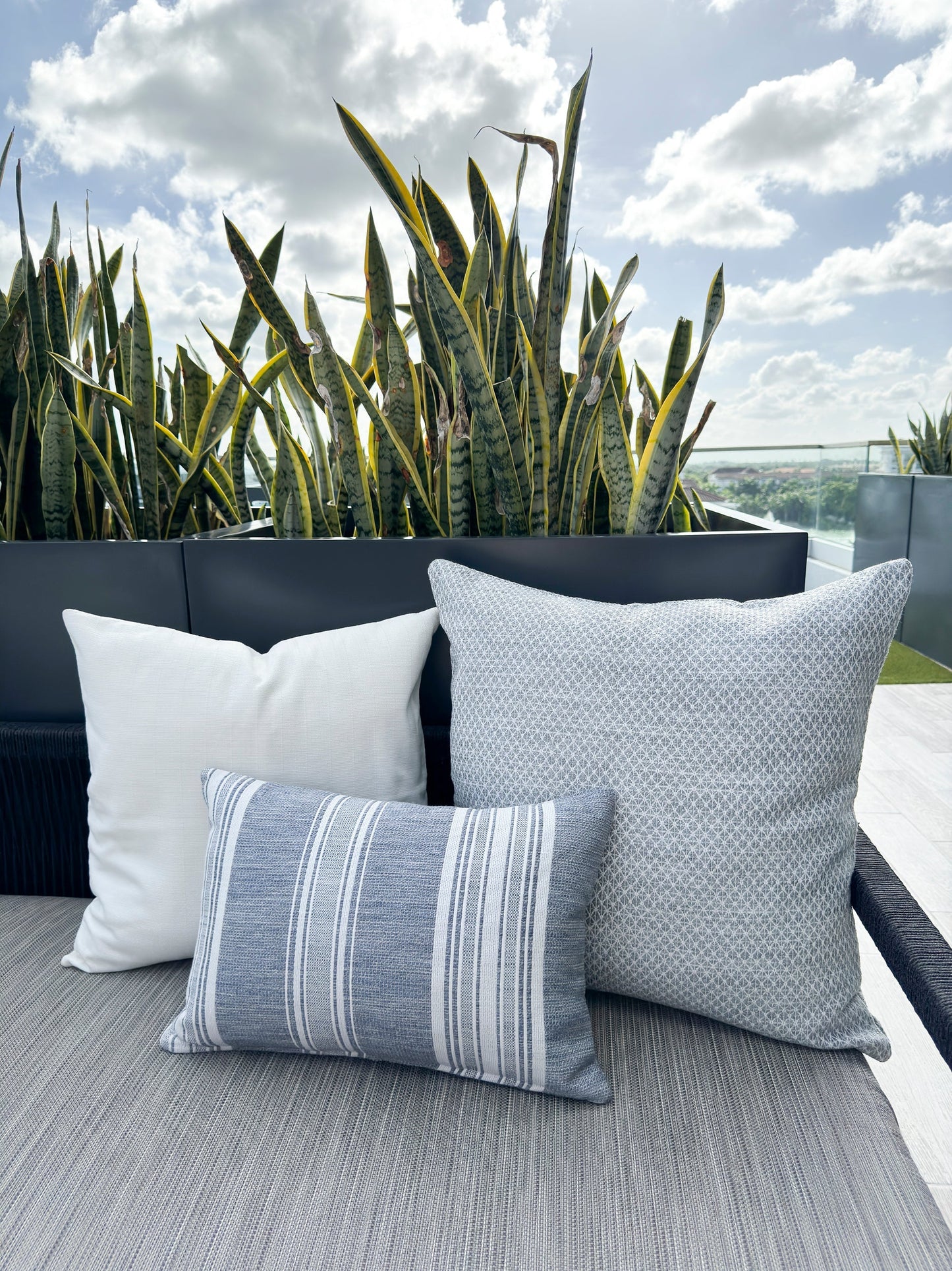 Coastal Breeze Grey Indoor Outdoor Pillow, Placemat, and Table Runner Collection