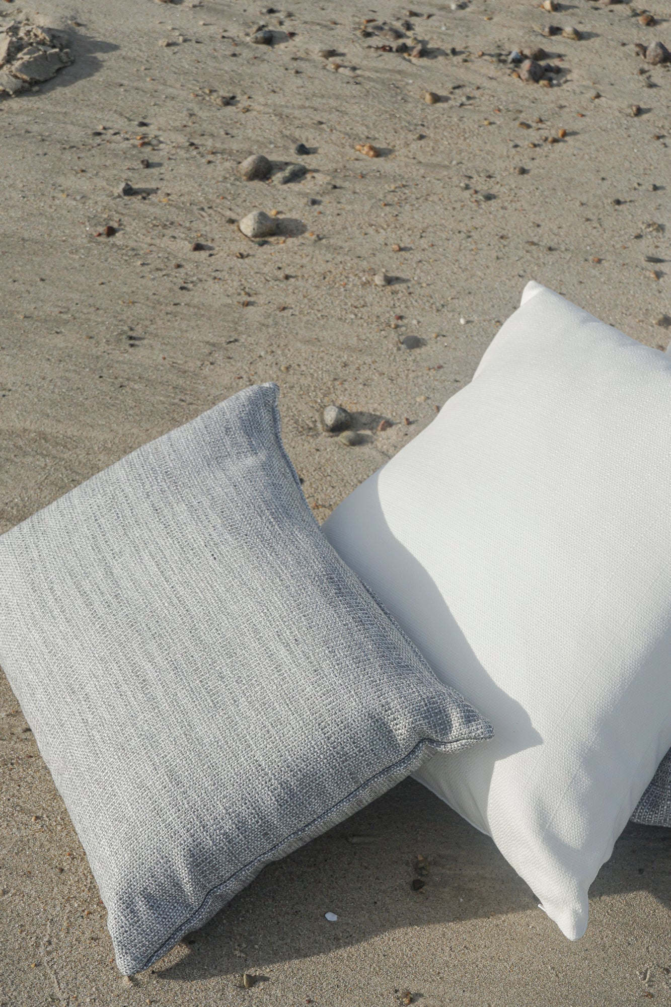 Seaside Smooth Grey Indoor Outdoor Table Runner, Placemat, and Pillow Collecction