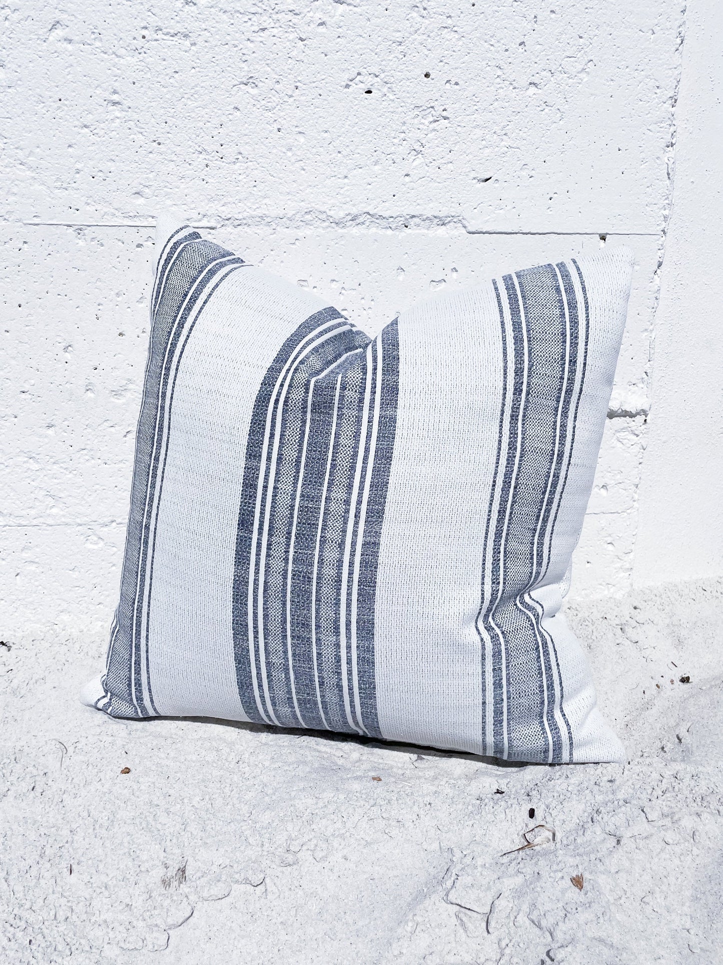 Beach Club White Stripe Blue Indoor Outdoor Cushion, Placemat, Table Runner Collection