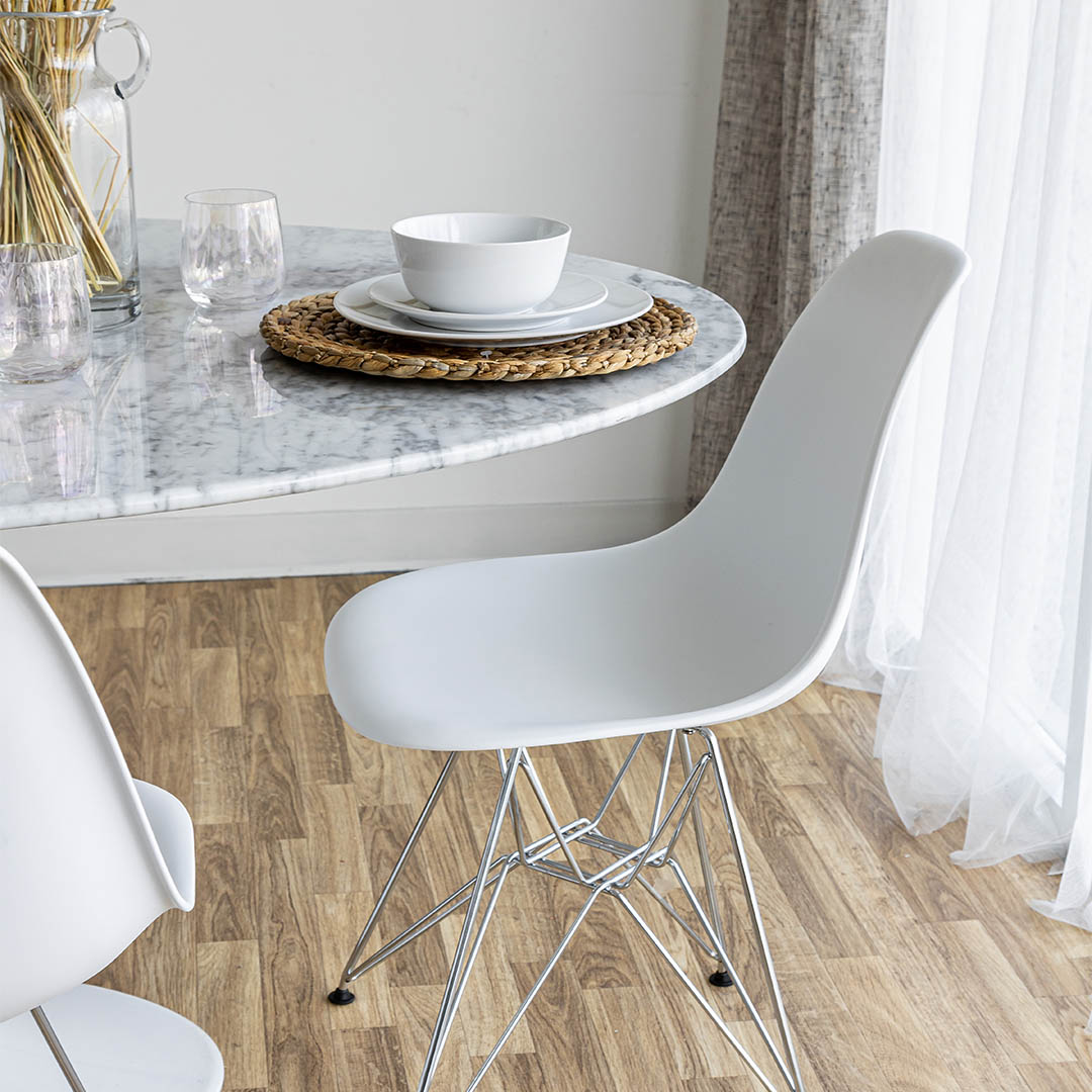 Cairo Chair – White Seat Chrome Base